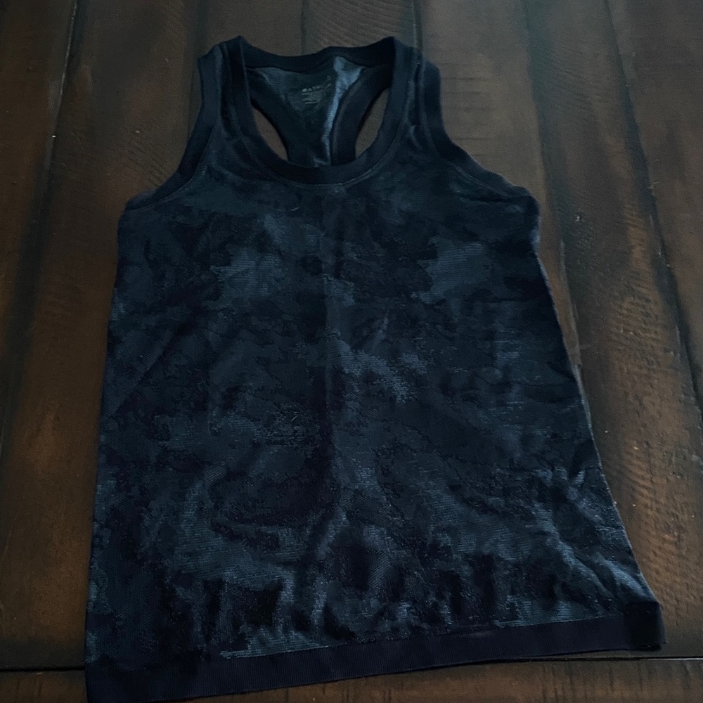 Athleta Black Patterned Tank Top